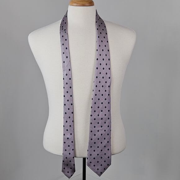 Ermenegildo Zegna Purple Lilac Floral Motif Silk Tie - Picture 2 of 9